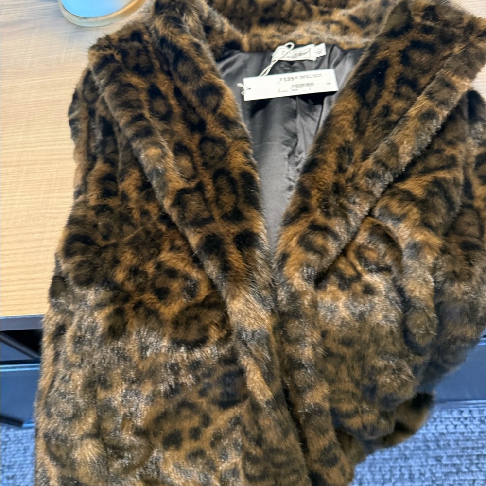 Leopard Print Faux Fur women's vest nwt